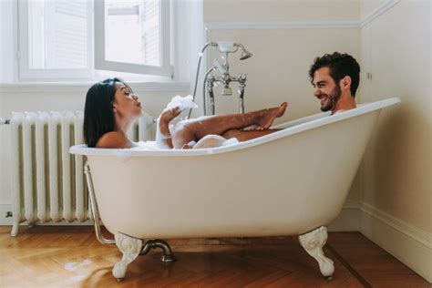 Sexing in bathtub - Simply form a ring with your thumb and forefinger around the base of the penis, pull down so the skin of the shaft is taut and enjoy the increased sensitivity and sensations that follow. If you ...